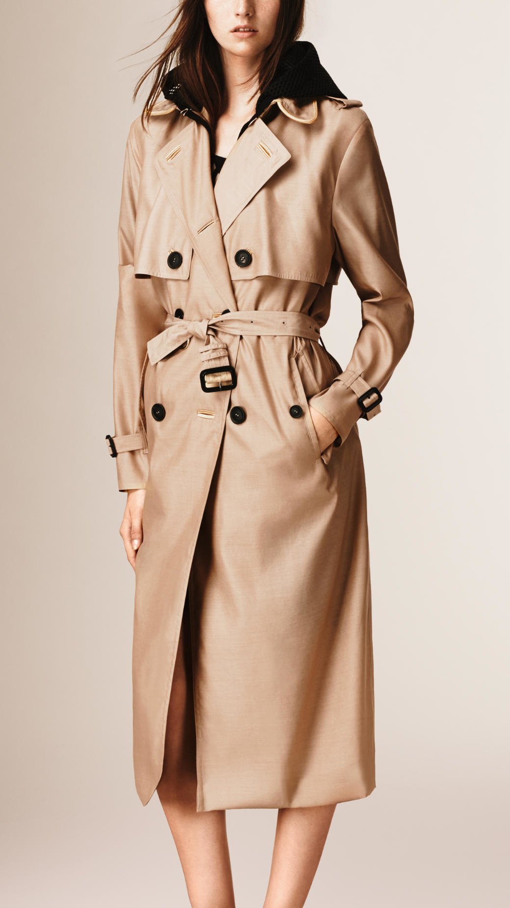 Who Prefer Wearing a Trench Coat and What Makes Them Look Classy ...